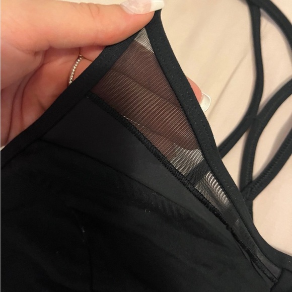 Lululemon sports bra - Picture 3 of 3